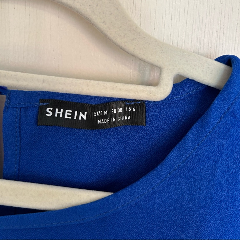 NWOT Blue Ruffle Blouse - Picture 3 of 5